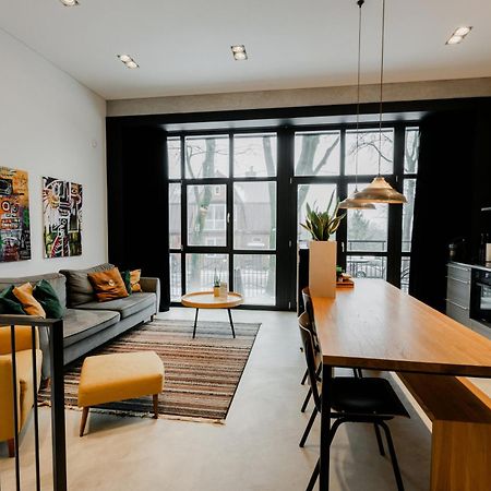 Modern And Spacious Loft Type Apartment 8 With Free Private Parking By "Owl Jazz Apartments" كاوناس المظهر الخارجي الصورة