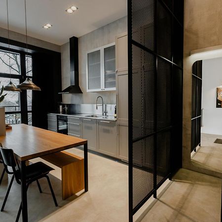 Modern And Spacious Loft Type Apartment 8 With Free Private Parking By "Owl Jazz Apartments" كاوناس المظهر الخارجي الصورة